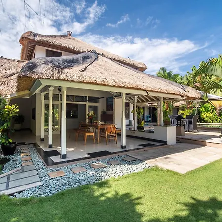 Villa Nyumpene In Legian