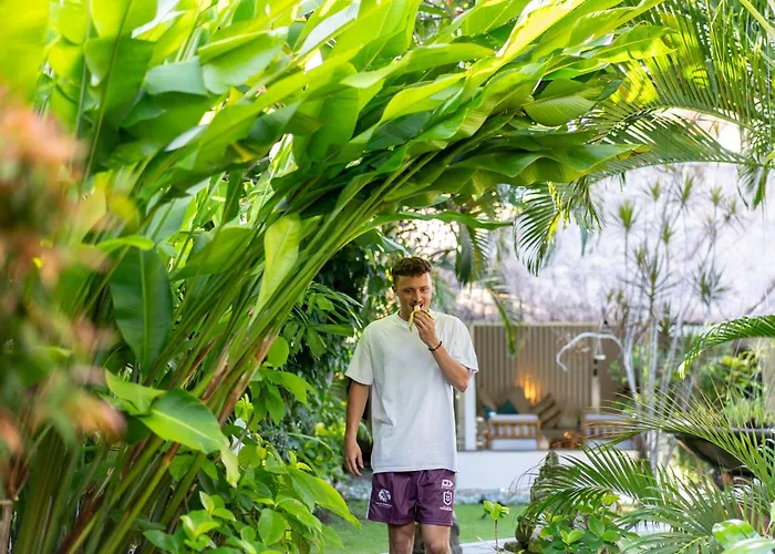 Nyumpene In Villa Legian (Bali)